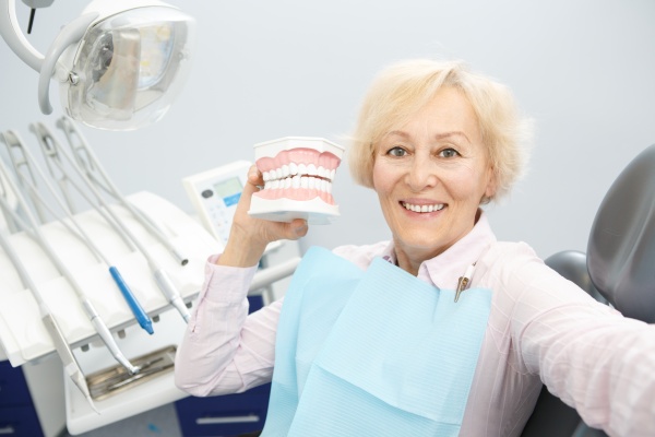 Signs Your Dentures Need An Adjustment