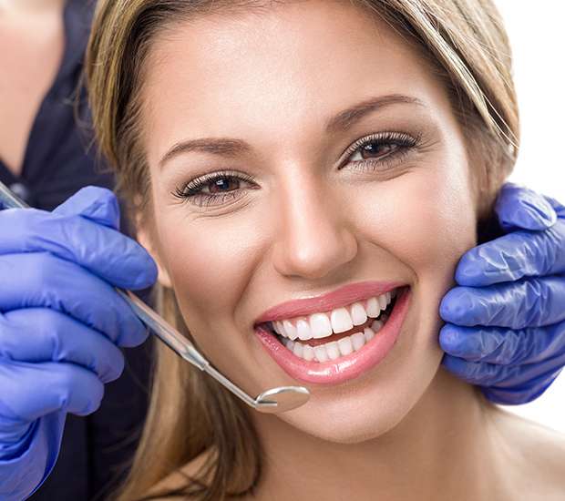 Hamilton Teeth Whitening at Dentist